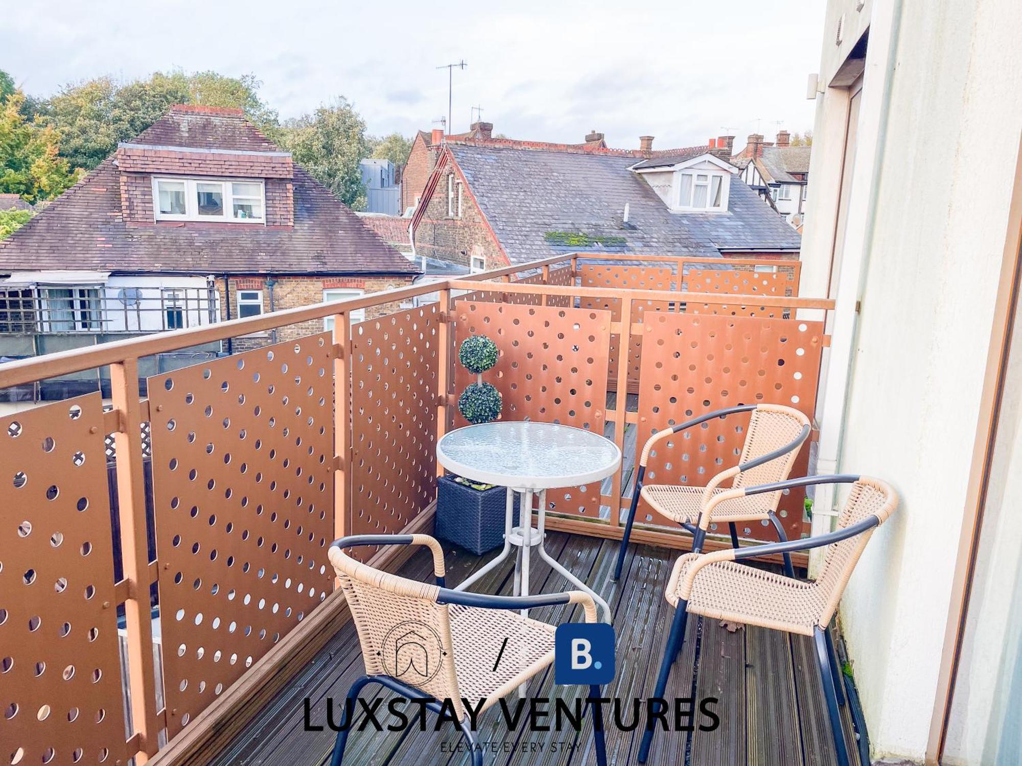 Ideal Family & Business Stay! 2 Min To Station, 10 Min To Harry Potter, 30 Min To London Euston & Free Parking! Watford  Ngoại thất bức ảnh